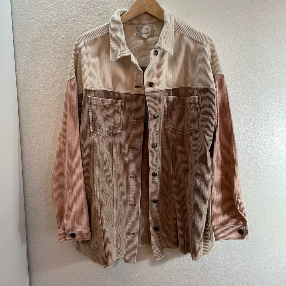 Oli & Hali Corduroy Color Block Shacket Size M.